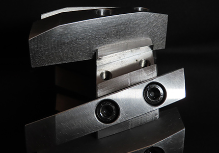 差し込み口部分を拡大